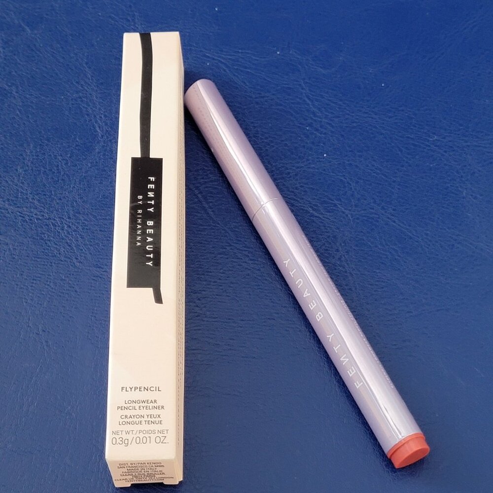 Fenty Beauty by Rihanna Flypencil Longwear Eye Liner in SPA'Getti Strapz - Picture 4 of 10